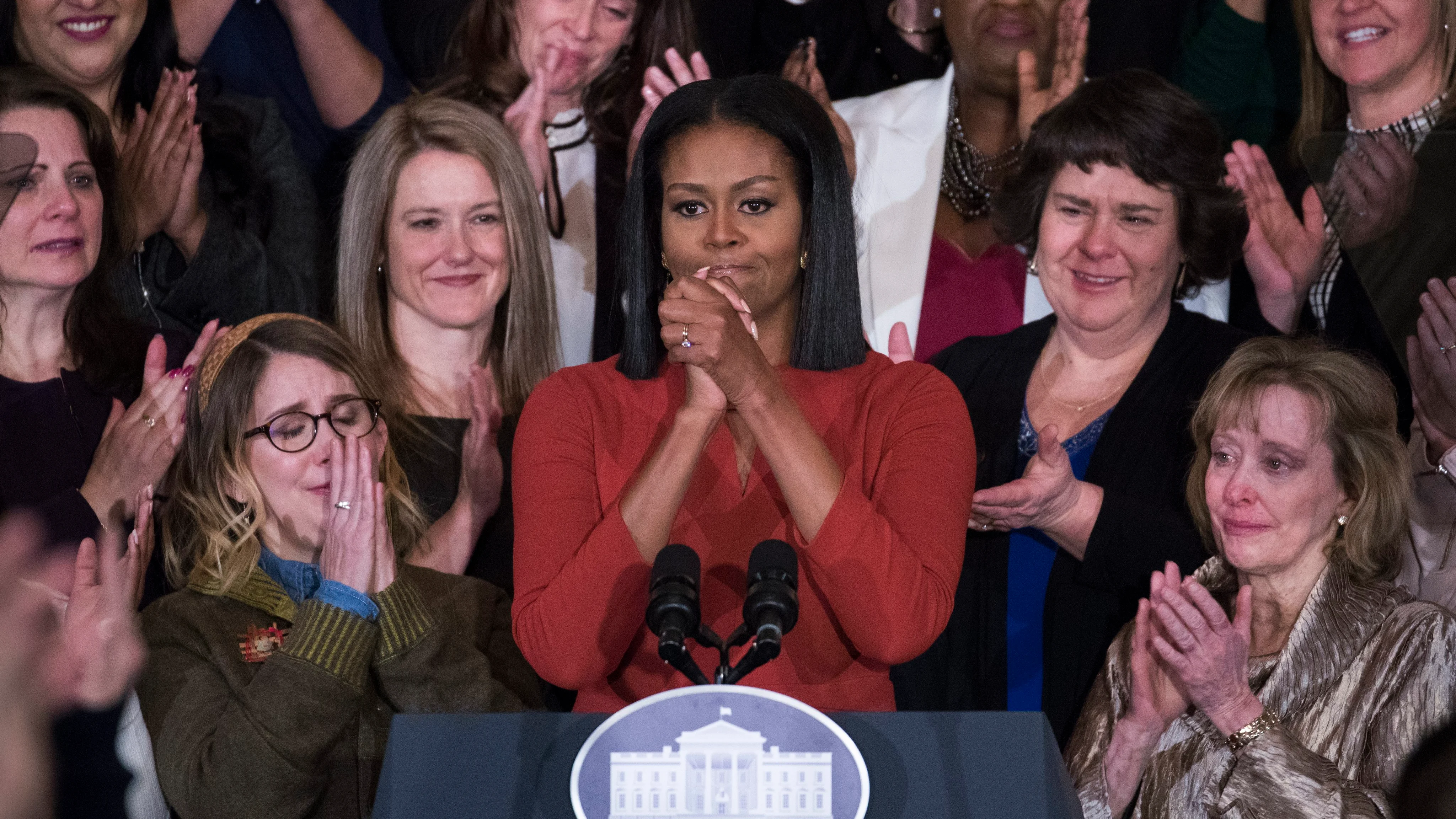 Michelle obama, emocionada durante su discurso