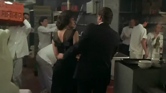 Frame 75.647155 de: Más de 100 extras, rodada en una mañana, con enorme complejidad técnica… el mítico plano secuencia de 'Uno de los nuestros' Frame 75.647155 de: Más de 100 extras, rodada en una mañana, con enorme complejidad técnica… el mítico plano secuencia de 'Uno de los nuestros'