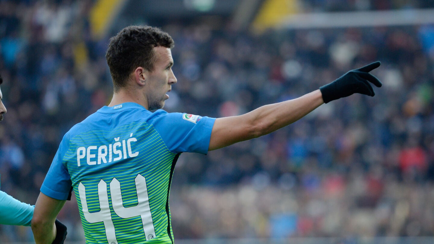 Perisic celebrando uno de sus goles