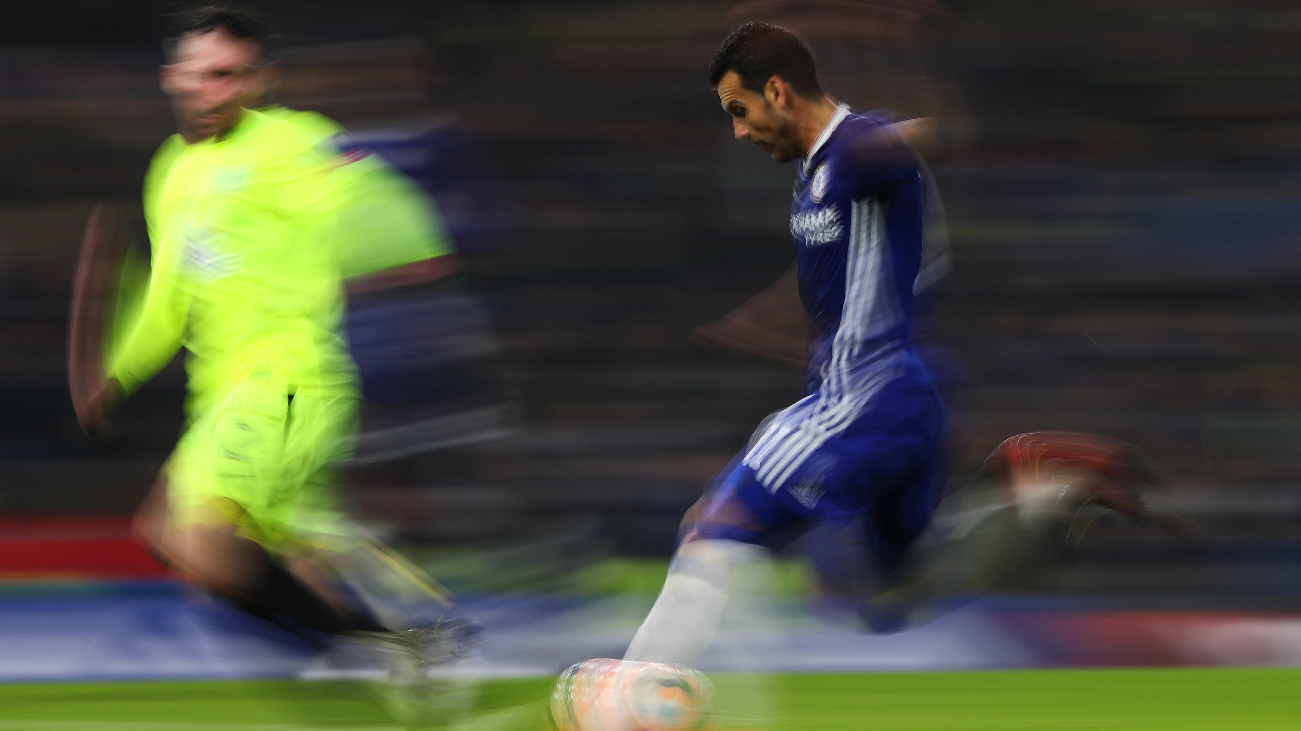 Pedro en el partido frente al Peterborough