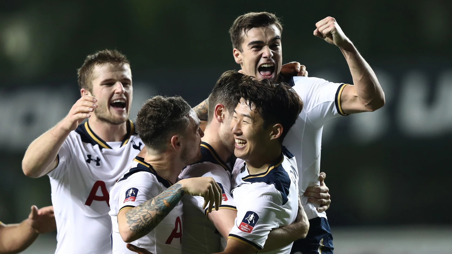 El Tottenham celebrando uno de sus goles El Tottenham celebrando uno de sus goles
