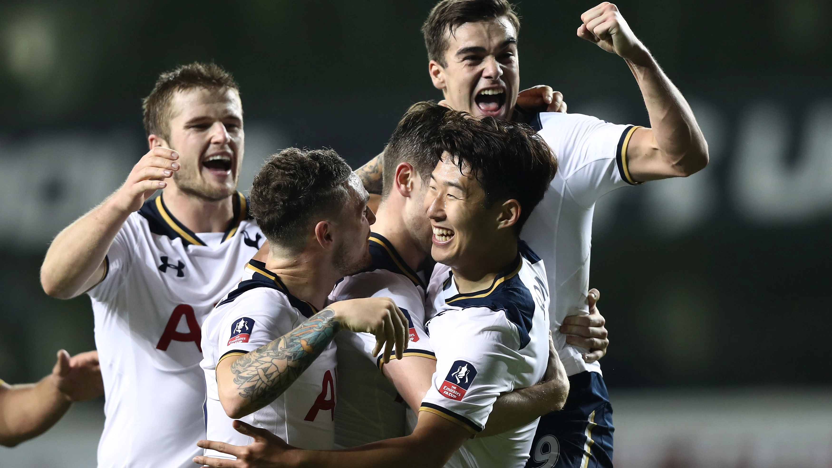 El Tottenham celebrando uno de sus goles