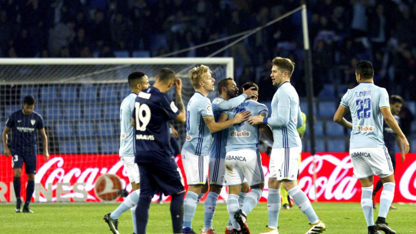 El Celta celebra un gol