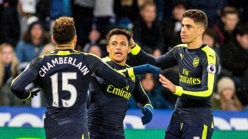 Los jugadores del Arsenal celebrando un gol