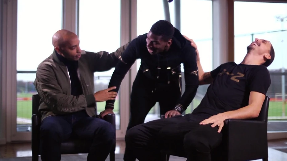 Henry, Pogba e Ibrahimovic bromean durante una entrevista