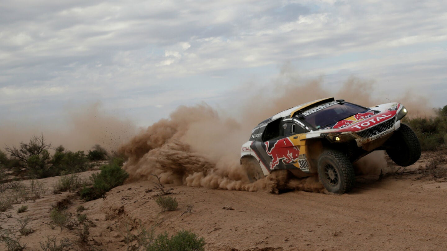 Peterhansel, en el Dakar