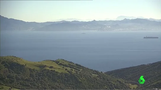 Frame 47.199603 de: patera Frame 47.199603 de: patera