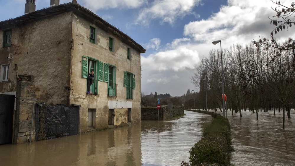 El río Arga a su paso por Pamplona