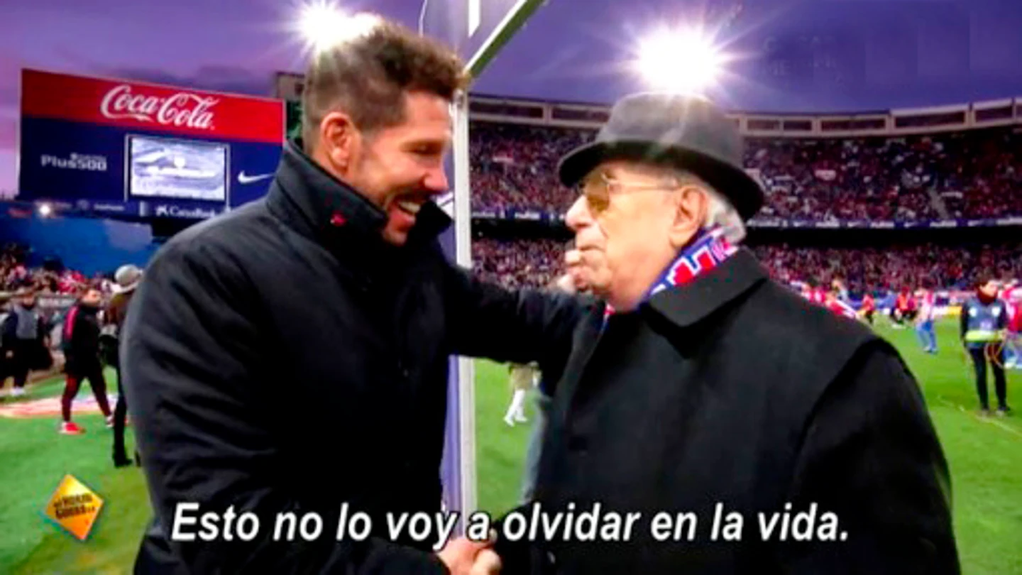 Así vivieron los socios más antiguos del Atlético de Madrid su partido de fútbol más especial Así vivieron los socios más antiguos del Atlético de Madrid su partido de fútbol más especial