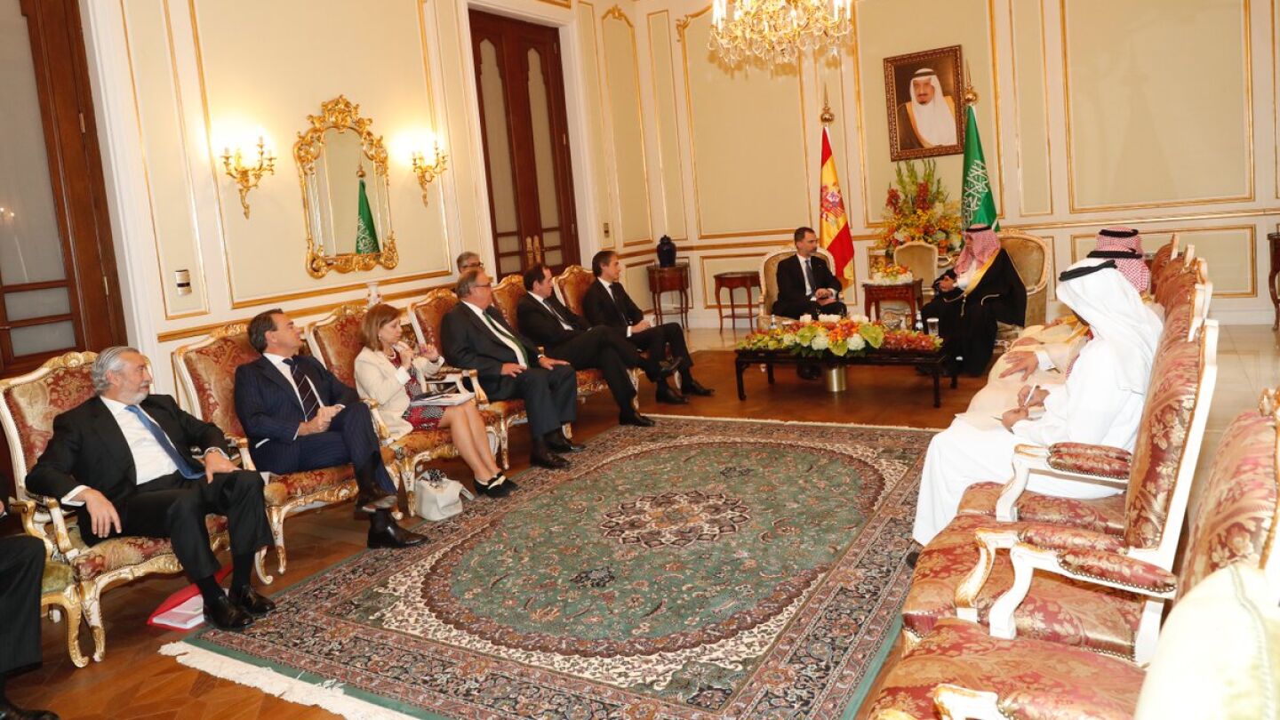 Desayuno oficial con el rey de Arabia Saud&iacute;