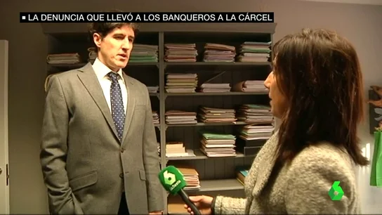Frame 4.07281 de: novacaixa Frame 4.07281 de: novacaixa