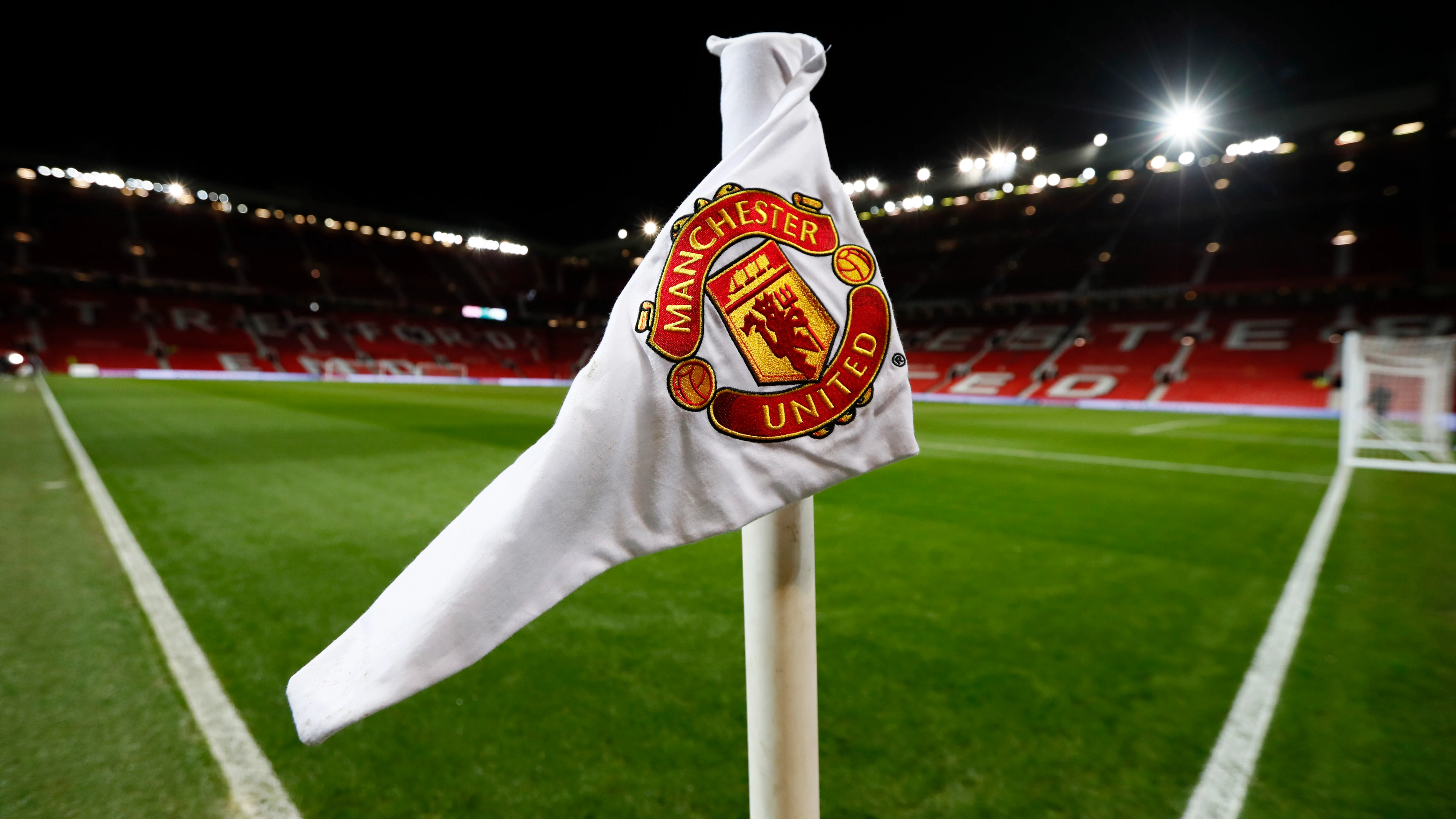 Un banderín de Old Trafford