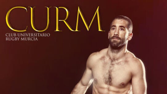 Los jugadores del club universitario de Murcia en su calendario ben&eacute;fico 