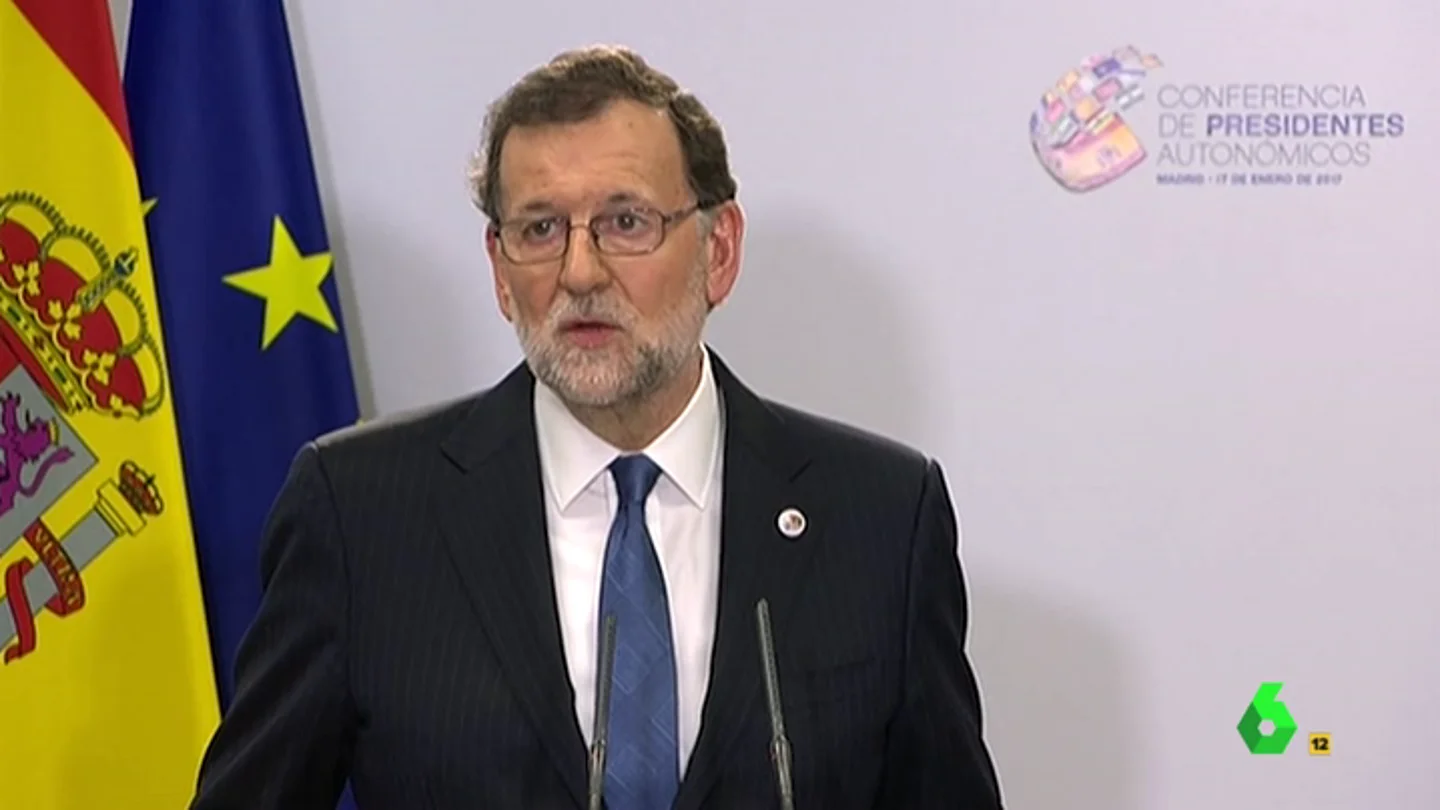 Frame 9.208888 de: Marino Rajoy se sincera: "Perdimos Ceuta y Melilla y 3.400.000 españoles perdieron los dientes" Frame 9.208888 de: Marino Rajoy se sincera: "Perdimos Ceuta y Melilla y 3.400.000 españoles perdieron los dientes"