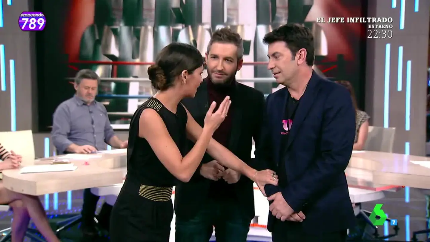 Cristina Pedroche hace una proposición a Arturo Valls Cristina Pedroche hace una proposición a Arturo Valls