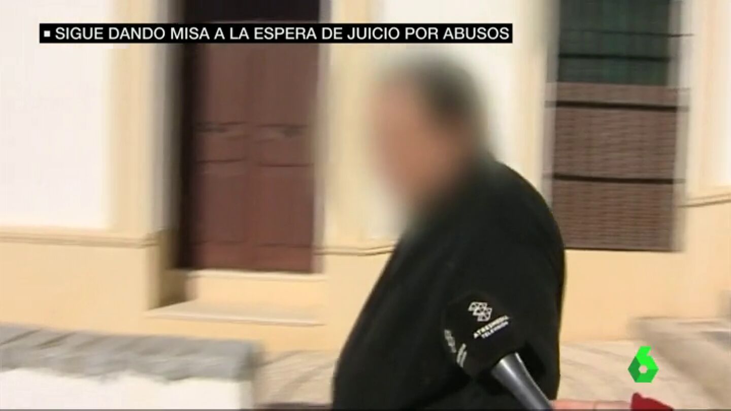 Frame 58.332454 de: El cura de C&oacute;rdoba acusado de abusos sexuales a una ni&ntilde;a sigue dando misa: "No me he podido defender"