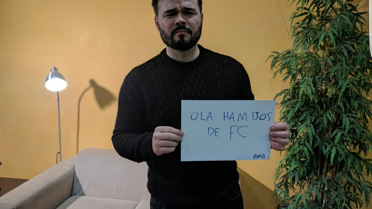 Gabriel Rufián responde a los usuarios de Forocoches