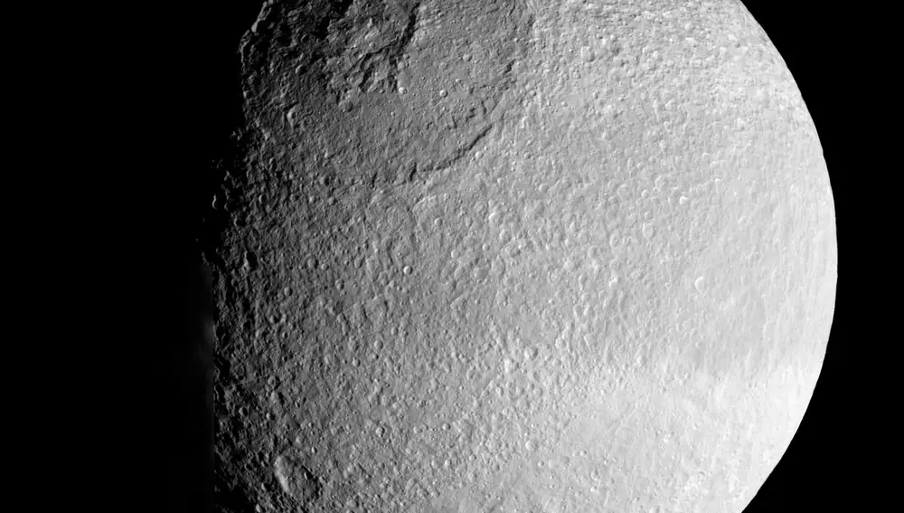 Tetis y su cráter Odysseus