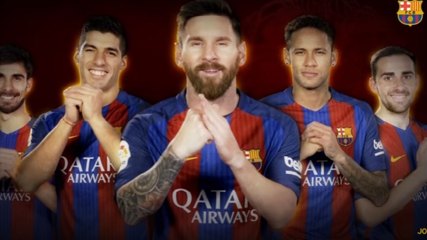 Los jugadores del Bar&ccedil;a felicitan el a&ntilde;o nuevo chino