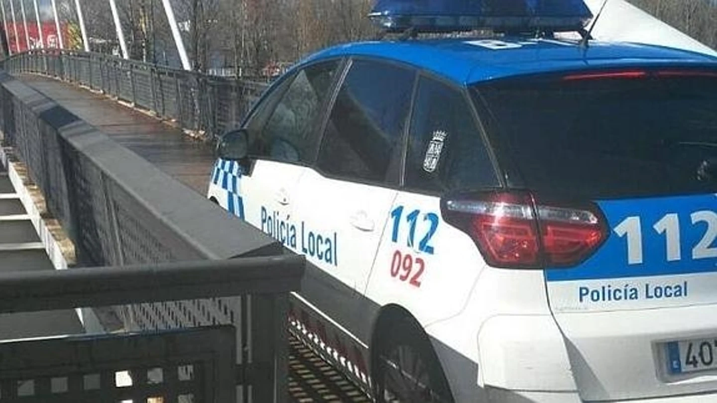 Coche de la policía local de León Coche de la policía local de León