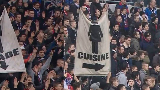 Pancartas machistas en el estadio del Lyon Pancartas machistas en el estadio del Lyon