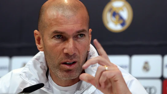 Zinedine Zidane, en rueda de prensa Zinedine Zidane, en rueda de prensa