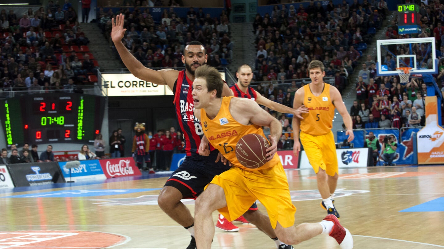 El Barcelona durante un partido ante el Baskonia