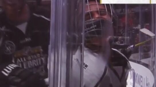 Justin Bieber en un partido de la NHL