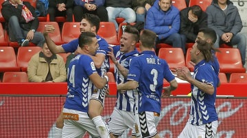 El Alavés celebra un gol