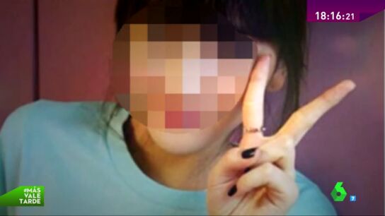 Frame 0.515651 de: Cuidado con los 'selfies' en las redes sociales: podr&iacute;an clonar tu huella dactilar y robarte la identidad