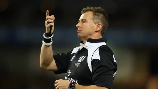 El árbitro Nigel Owens El árbitro Nigel Owens