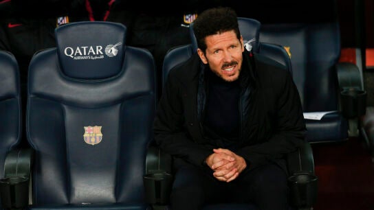 Simeone, durante el partido contra el Barcelona