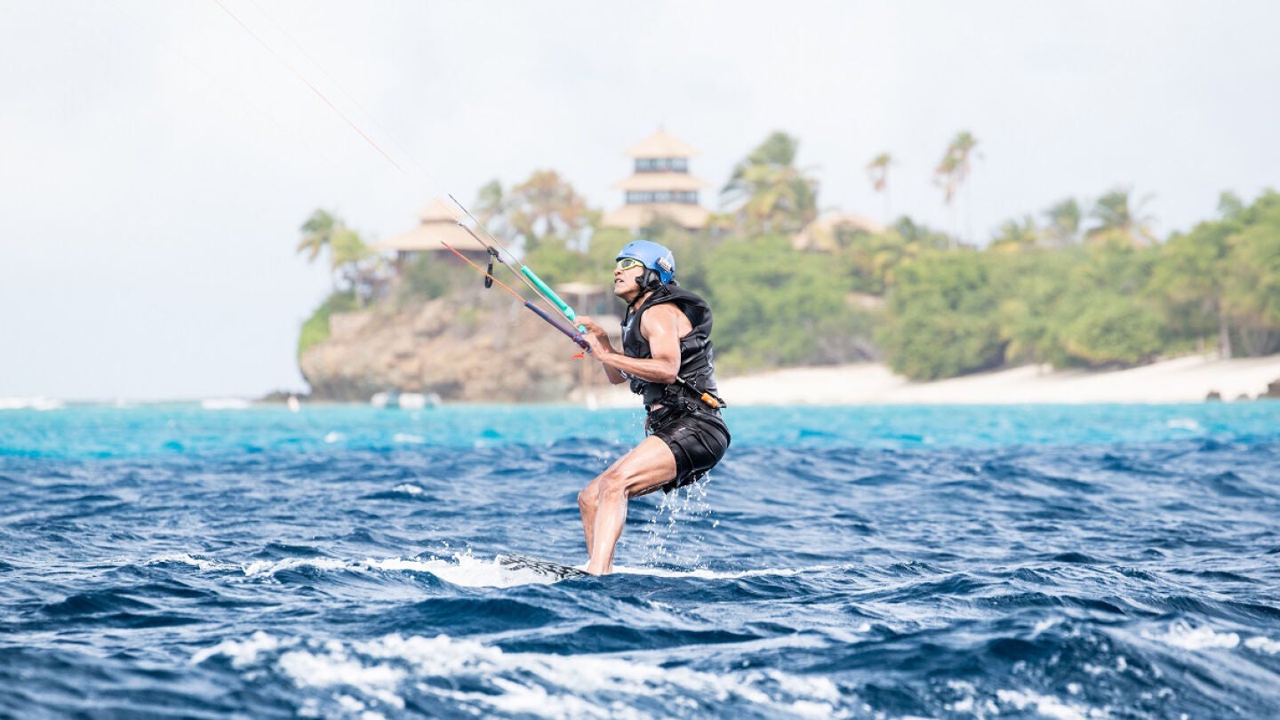 Obama haciendo kitesurf en las Islas V&iacute;rgenes