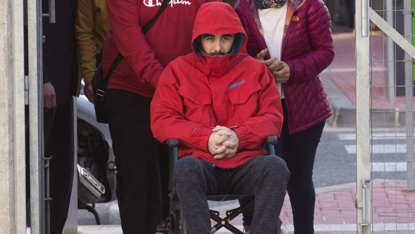  Andr&eacute;s Mart&iacute;nez,el joven que permaneci&oacute; en coma por el pu&ntilde;etazo de un portero de un bar
