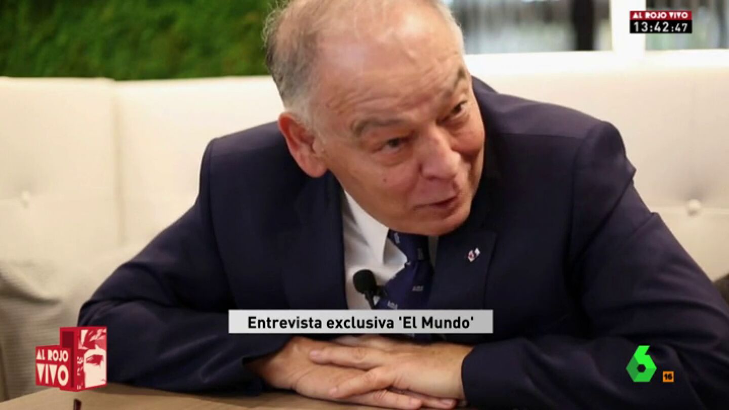 Frame 77.473678 de: Las confesiones del comisario Eugenio Pino: "Si usted pregunta por Corinna en los archivos de la Polic&iacute;a no aparece"