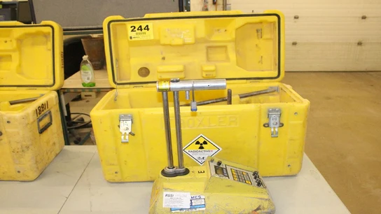 Imagen de una maleta radiactiva Imagen de una maleta radiactiva