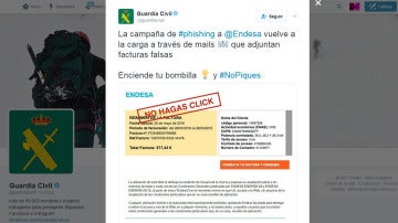 Tuit de la Guardia Civil alertando sobre la falsa factura de la luz