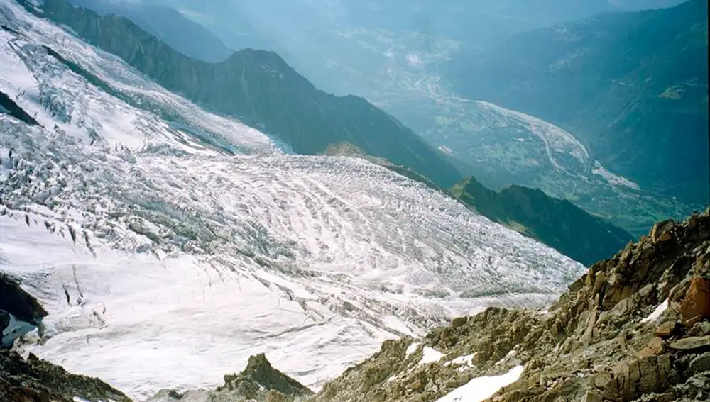 Vista del glaciar de Bossons, en el macizo del Mont Blanc, en los Alpes