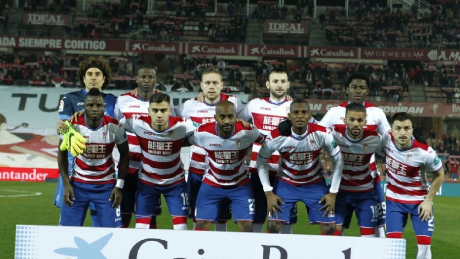 El hist&oacute;rico once del Granada con once nacionalidades diferentes