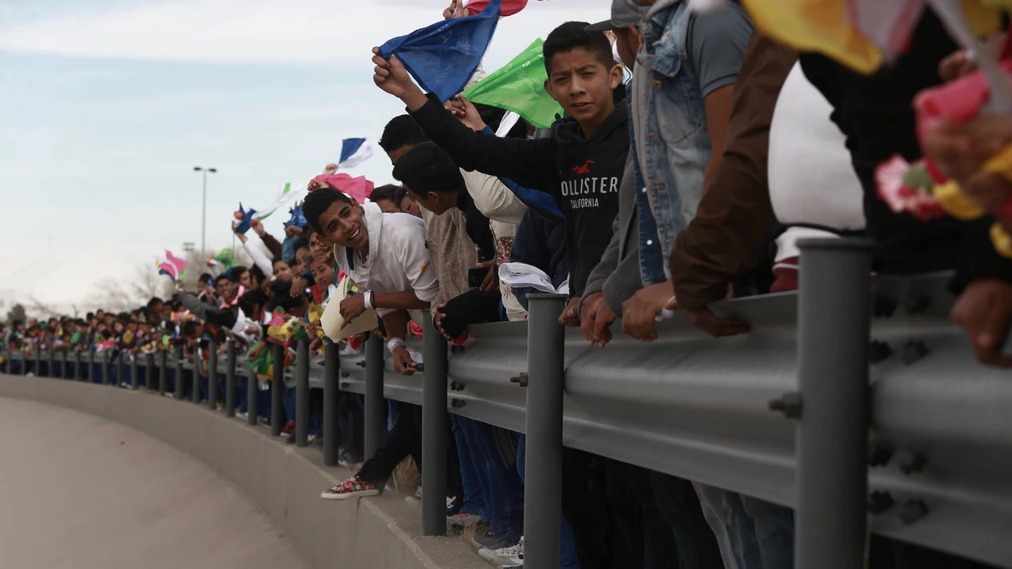 Muestran su rechazo a la política migratoria de Donald Trump Muestran su rechazo a la política migratoria de Donald Trump