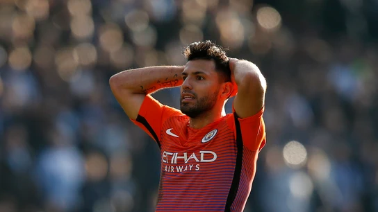 Agüero durante el partido Agüero durante el partido