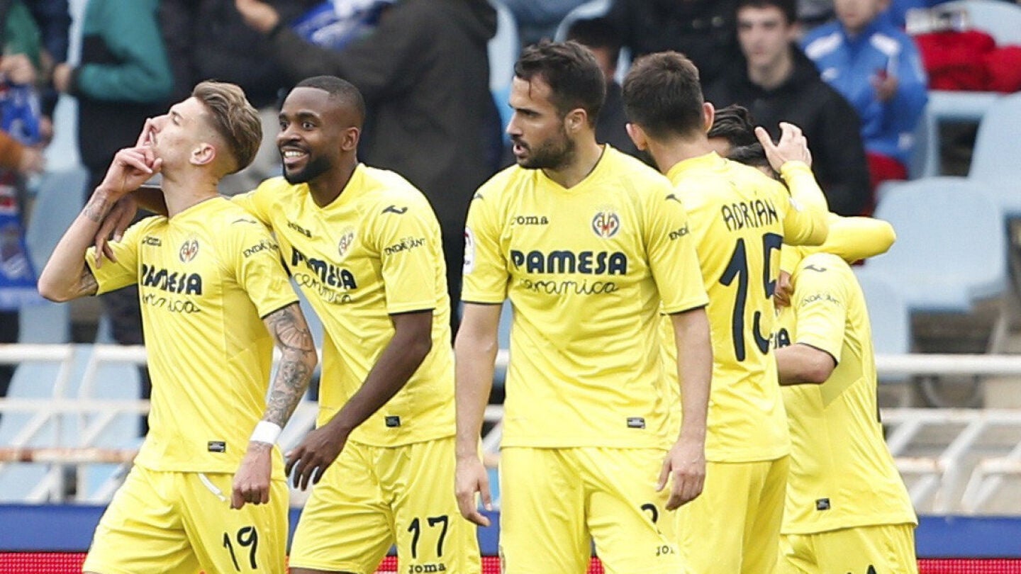 Samu Castillejo celebra su gol ante la Real Sociedad
