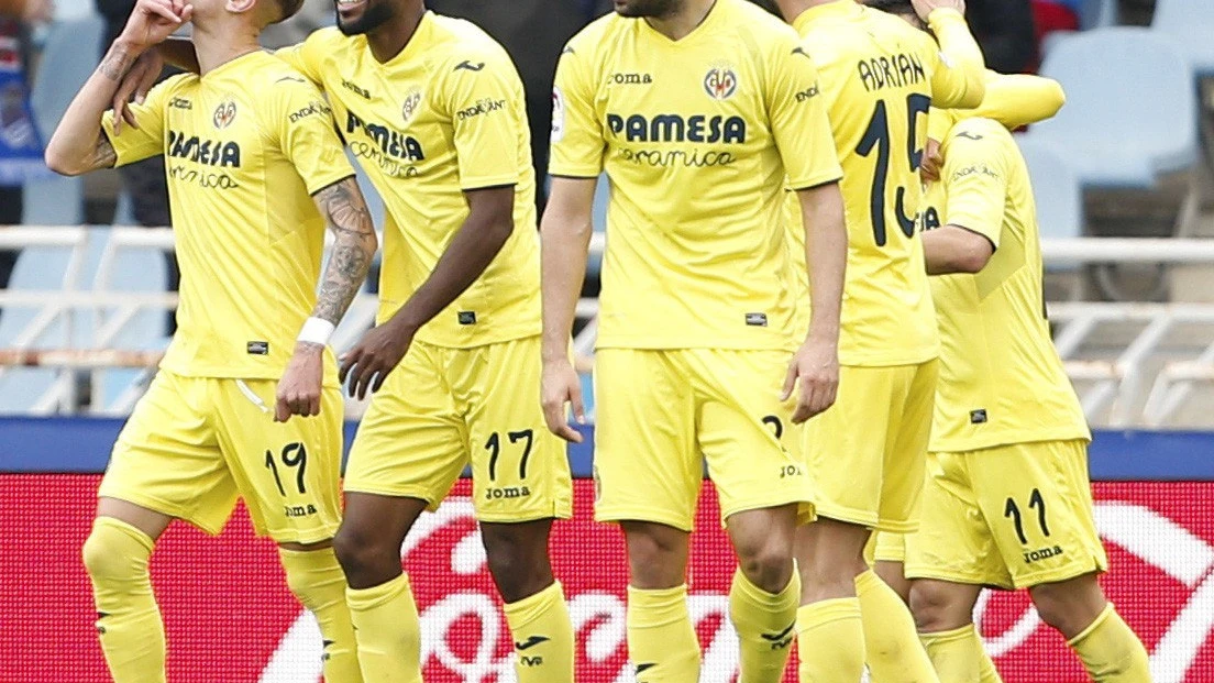 Samu Castillejo celebra su gol ante la Real Sociedad