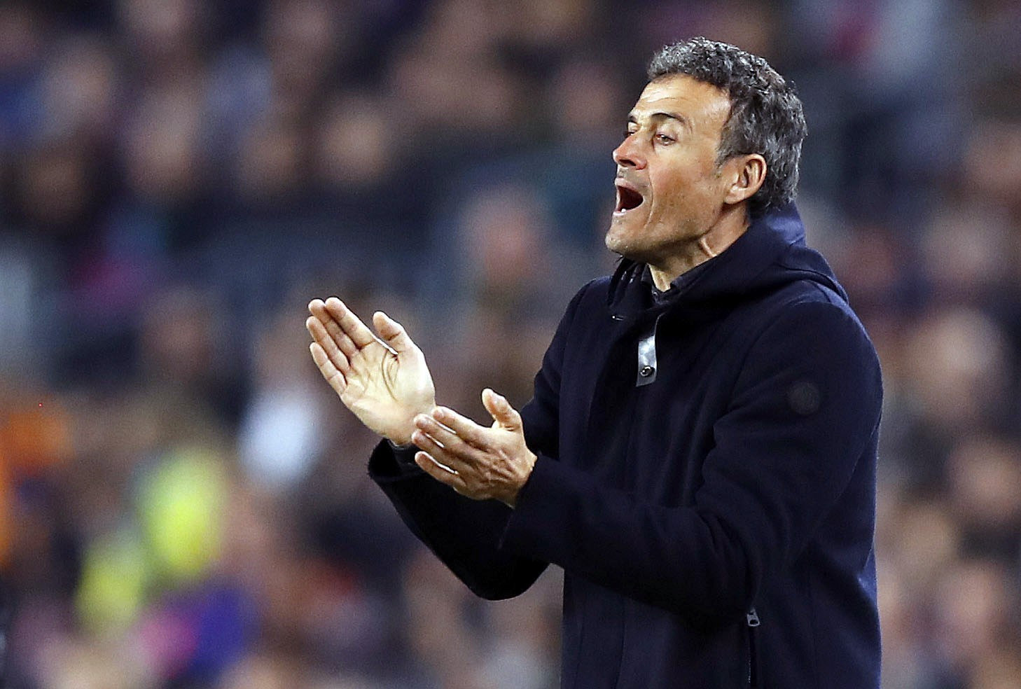 Luis Enrique, en la banda del Camp Nou