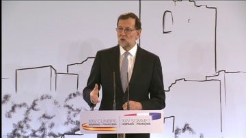 Frame 57.462052 de: Rajoy reitera que hablará con Cataluña sobre los problemas reales de los ciudadanos, no para celebrar un referéndum
