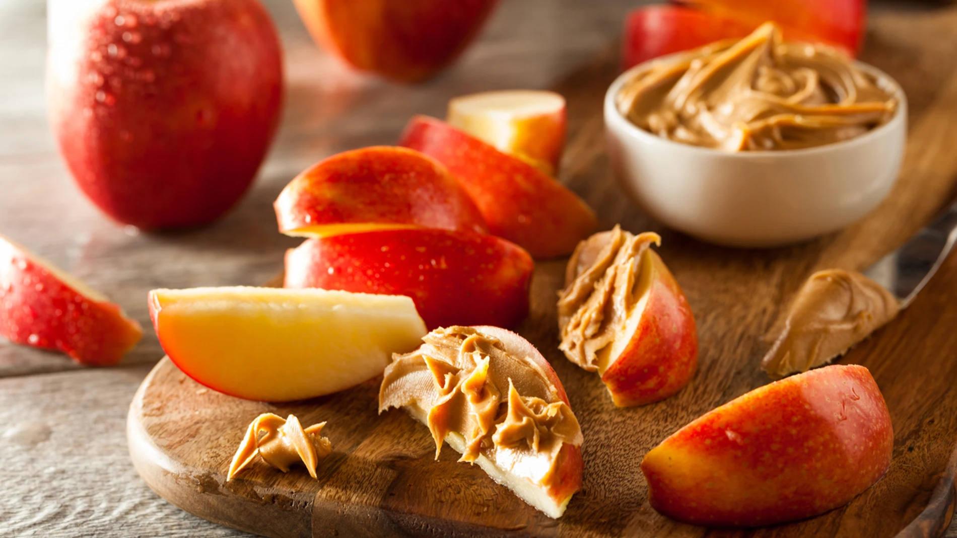 Snacks saludables para picotear en verano - Noticias Grupo Recoletas