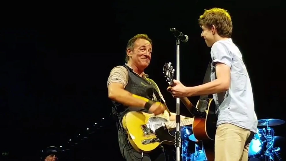 Bruce Springsteen volvió a invitar a tocar a Nathan Testa Bruce Springsteen volvió a invitar a tocar a Nathan Testa