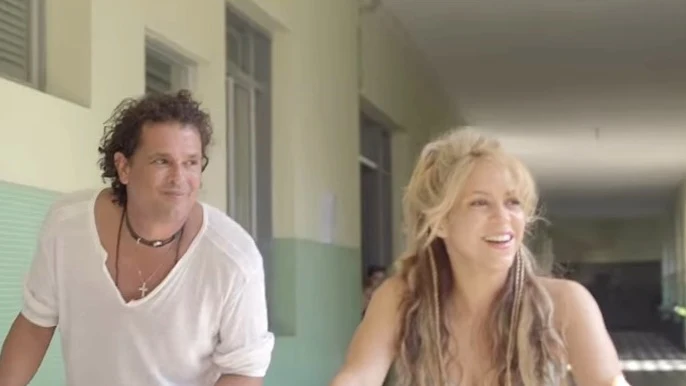 Frame del videoclip 'La Bicicleta', de Shakira y Carlos Vives