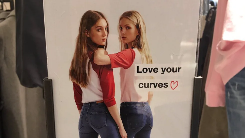 Imagen de la campaña de Zara 'Love your curves'