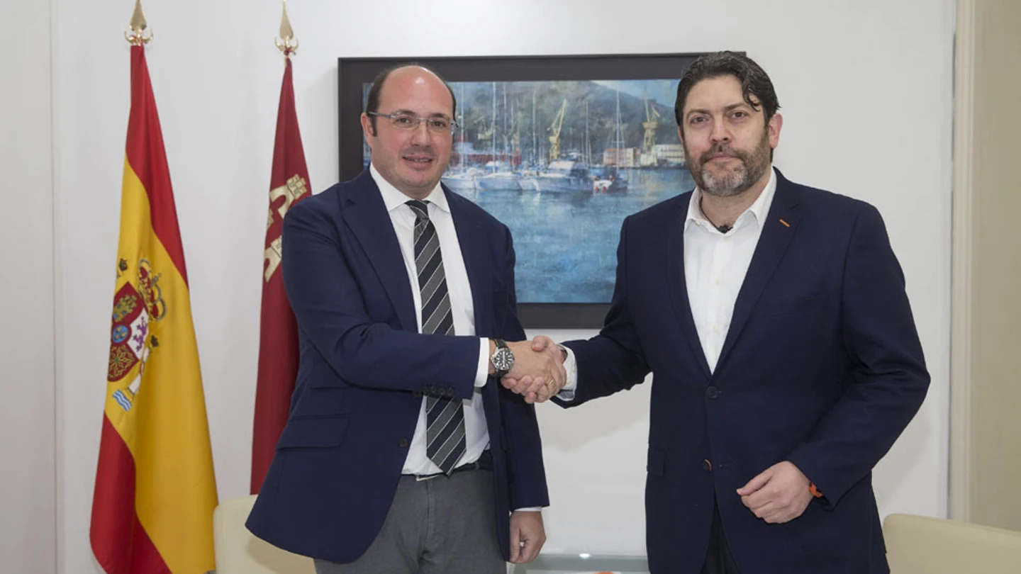 Pedro Antonio Sánchez (PP) y Miguel Sánchez (Ciudadanos) Pedro Antonio Sánchez (PP) y Miguel Sánchez (Ciudadanos)